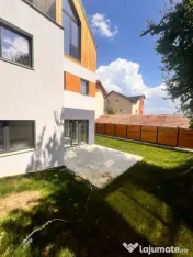 Duplex 4 CAM, SU 127.41 MP, 2 TERASE DAMBUL ROTUND