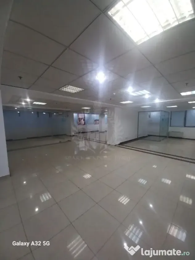 SPATII COMERCIALE /BIROURI//CLINICA// WEST MALL