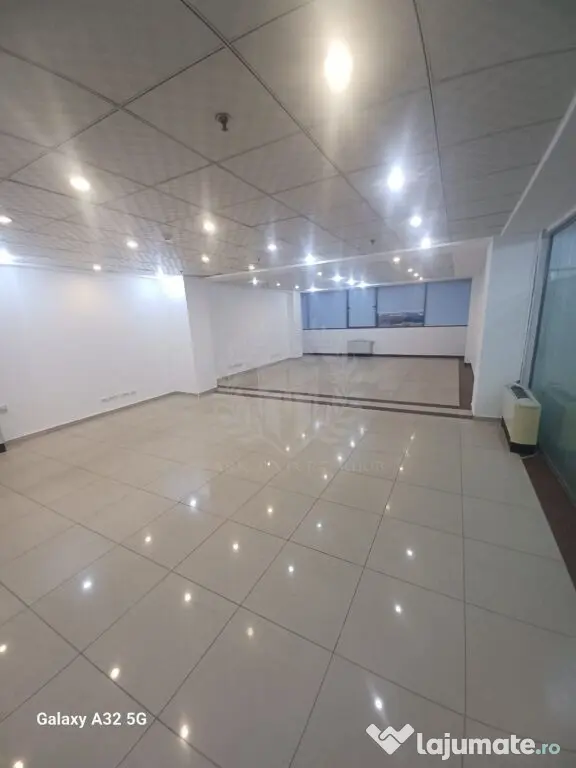 SPATII COMERCIALE /BIROURI//CLINICA// WEST MALL