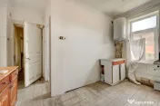 Apartament casa, 3 camere, ultracentral, Izvorul Rece 