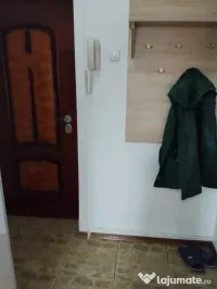 Închiriez apartament 2 camere