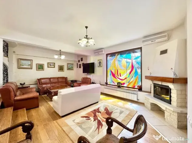 Vila P+1+M incojurata de o oaza de liniste si verdeata Br...