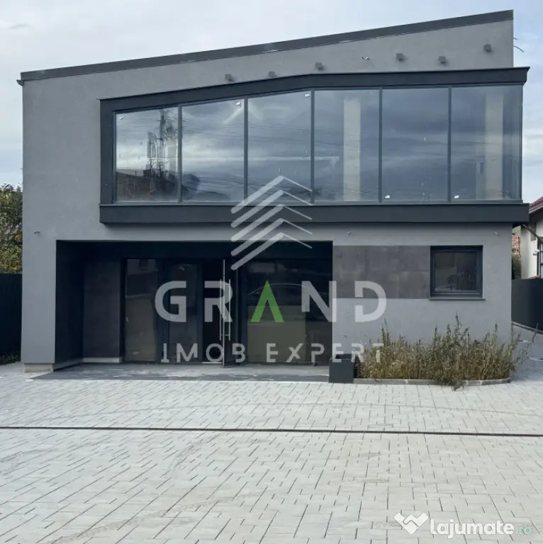 DE ÎNCHIRIAT–Spațiu Comercial/Birouri/Clinică–162 mp