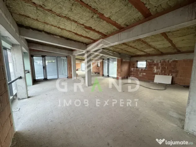 DE ÎNCHIRIAT–Spațiu Comercial/Birouri/Clinică–162 mp