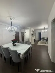 Vand apartament 3camere 80 mp+balcon 5mp zona Vivo