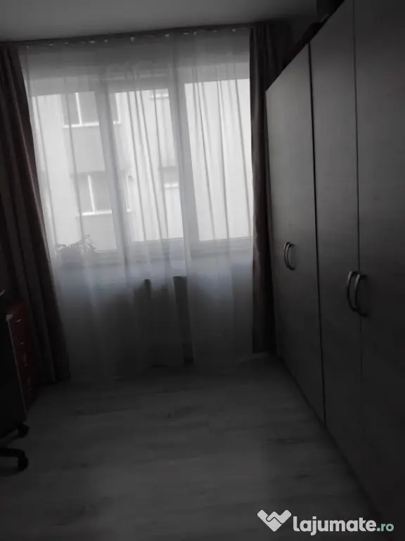 Apartament 2 camere 56mp+balcon 4mp zona Vivo