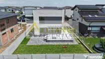 Casa moderna P+1 pe teren de 430 mp – 4 dormitoare, 3 b...