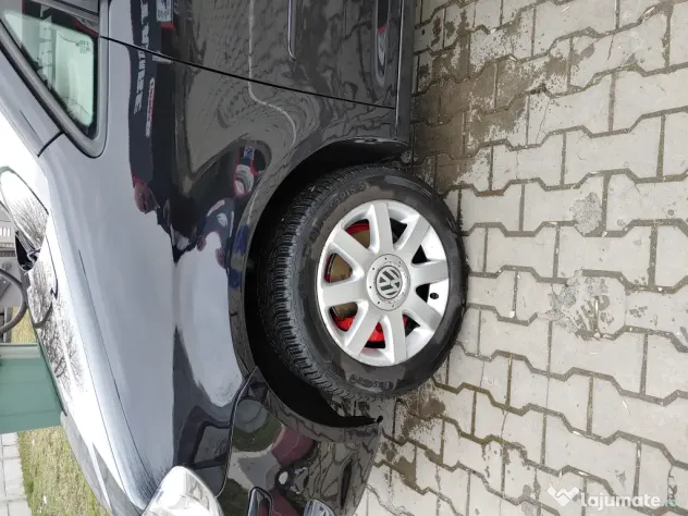Vînd VW Touran
