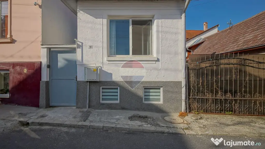 Casă pe Dealul Cetății nr. 19 - se acceptă subînchir...