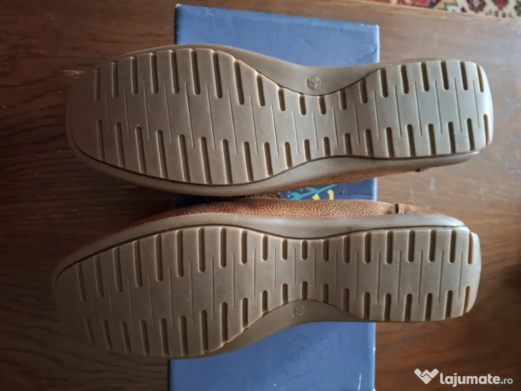 Mocasuni barbati, fin piele, noi , Richfield