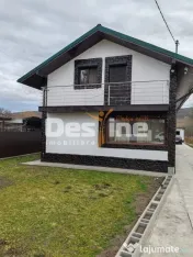 Casa parter+mansarda si teren in Lipovat, Vaslui