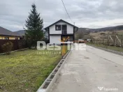 Casa parter+mansarda si teren in Lipovat, Vaslui