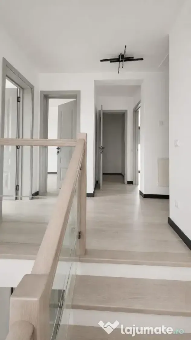 Vila de LUX din 2026 la Cheie in Burdujeni