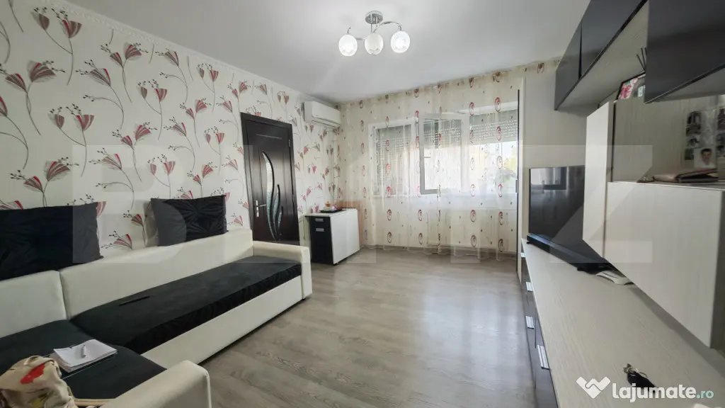 Apartament cu 2 camere,semidecomandat ,zona Rogerius