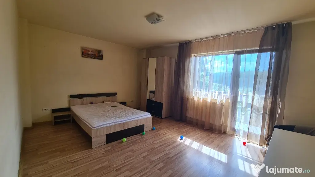 Oferim spre inchiriere garsoniera in Curtea de Arges