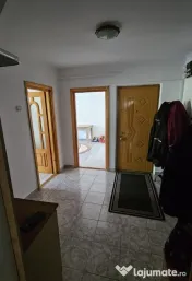 Apartament Cu 3 Camere Decomandate Etaj 2 - Zona Obcini 