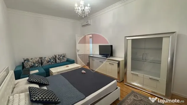 Apartament cu 2 camere de închiriat în zona Ultracentral