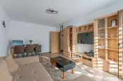 Apartament Sânpetru | 70 mp Suprafață Totală + Curte ... 