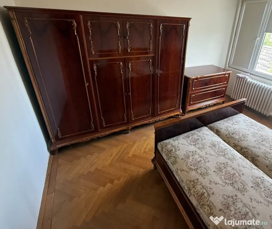 Set Mobilier Dormitor Vintage Stil Clasic cu ornamente sculptate