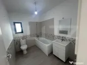 Casa cu 4 camere, P+1, cartier Damila 