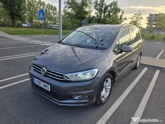VW Touran 2016 cu 195.000km reali, 2.0 TDI 150CP Diesel, cutie automata, Webasto, camere