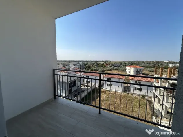 Apartament 2 camere decomandat | 64,8 mp total | Mamaia Nord