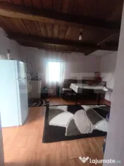 Casa de vanzare Unirea 1 aproape de centrul comunei , 35mp s 