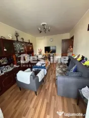 APARTAMENT 3 CAMERE DECOMANDAT 