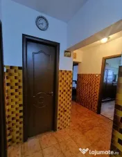 APARTAMENT 3 CAMERE DECOMANDAT 