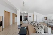 Apartament de inchiriat cu 3 camere in zona Intim