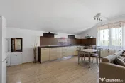 Apartament de inchiriat cu 3 camere in zona Intim