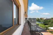 Apartament de inchiriat cu 3 camere in zona Intim
