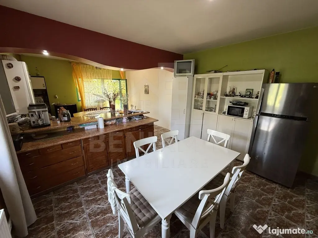Casa Spatioasa D+P+1+M – 615mp - Teren 1000mp - Rovine