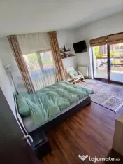 Apartament cu 2 camere 67 mp. decomandat, cu două balcoane 