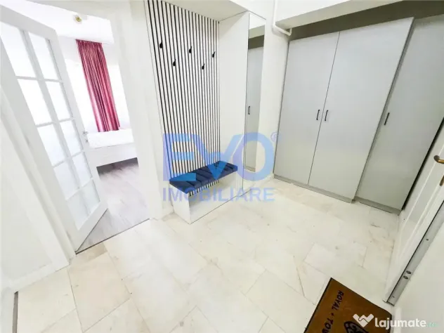 Apartament cu 2 camere, aer conditionat, complex Royal Town