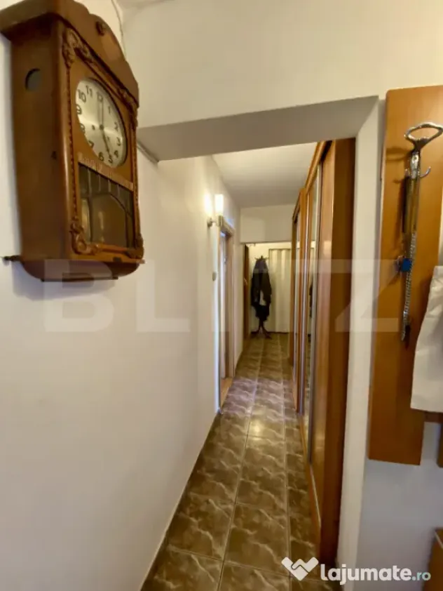 Apartament 3 camere decomandat, 68 mp, cu lift– bloc reabi