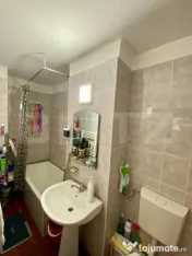 Apartament 3 camere decomandat, 68 mp, cu lift– bloc reabi