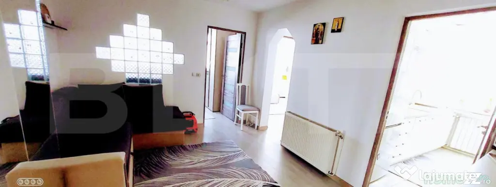 Apartament cu 3 camere, renovat, etaj intermediar, zona Geor