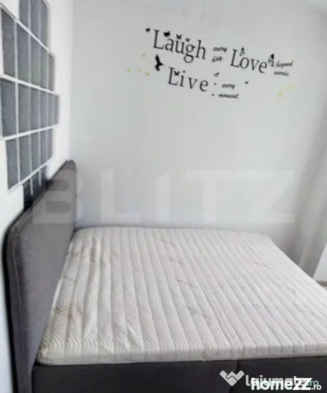 Apartament cu 3 camere, renovat, etaj intermediar, zona Geor