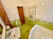 Apartament 3 camere 53 mp , 2 parcări, gradina 65mp, Eroilo 