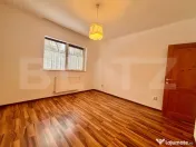Apartament 3 camere 53 mp , 2 parcări, gradina 65mp, Eroilo 
