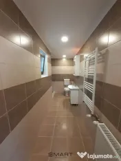 Apartament 3 camere Sub Arini 
