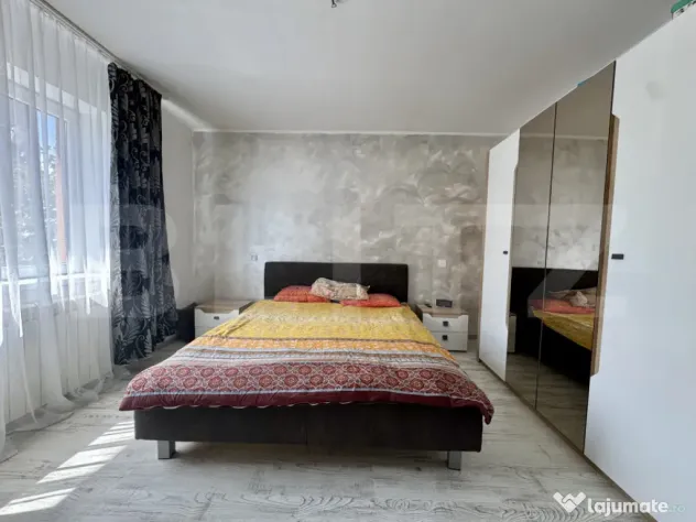 Casă renovată de vânzare – Leordeni, la 15 km de Târgu