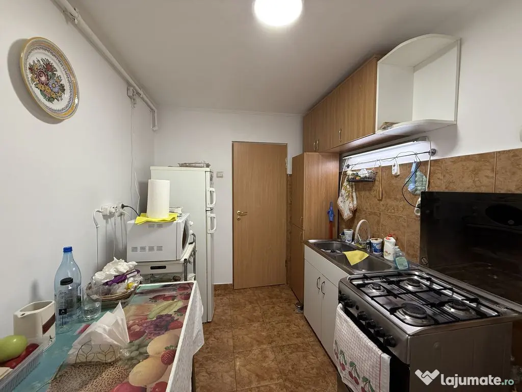 Ultracentral liceul Pedagogic- apartament 4 camere decoma...
