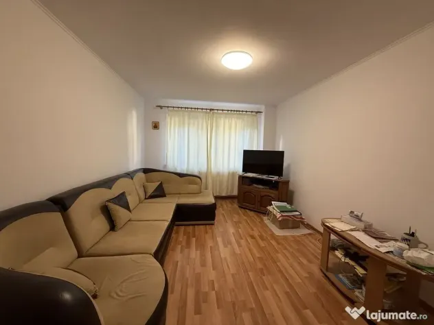 Ultracentral liceul Pedagogic- apartament 4 camere decoma...