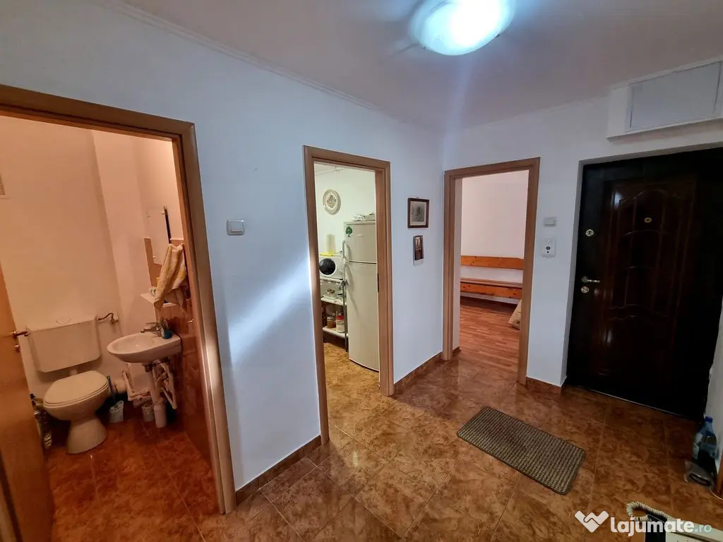 Ultracentral liceul Pedagogic- apartament 4 camere decoma...