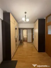 2 Camere, Brancoveanu, vis a vis de statia de metrou, Parcar
