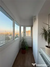 2 Camere, Brancoveanu, vis a vis de statia de metrou, Parcar