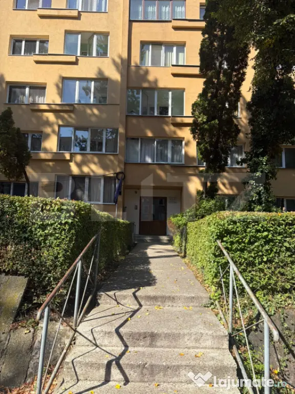Oportunitate Investitie ! 2 camere, Decomandat, Aleea Micus,
