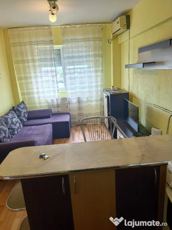 Închiriez apartament cu 2 camere Intim